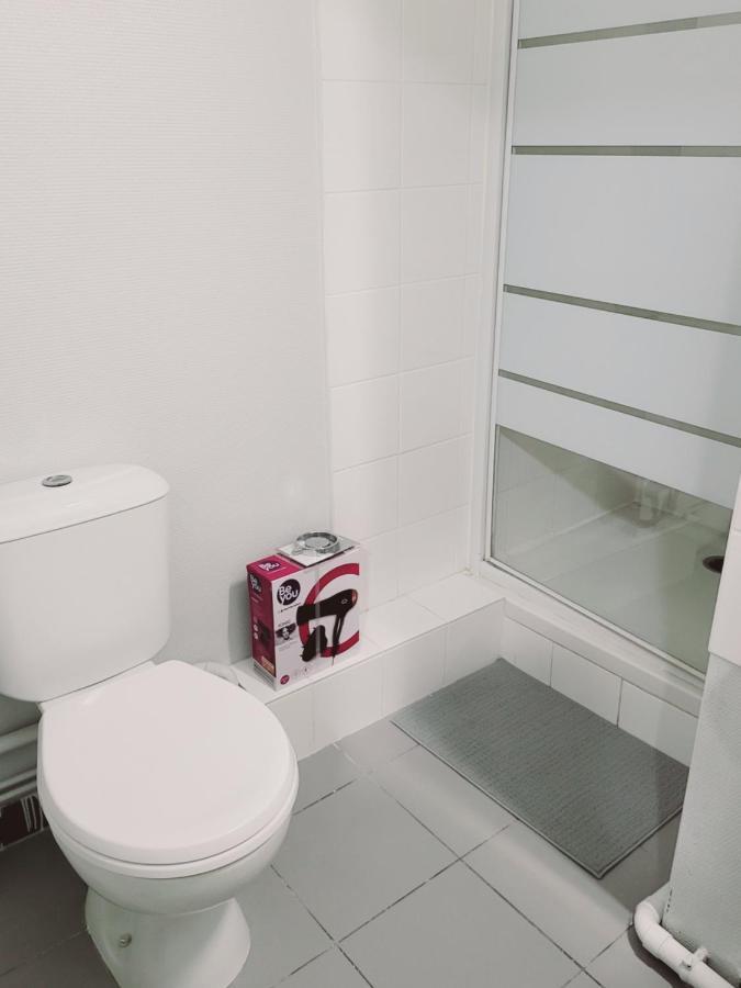 Appartement Proche Disneyland Parc Asterix "Appart'4" Pierrefitte sur Seine Bagian luar foto